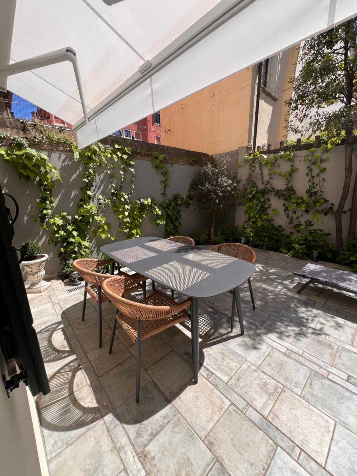 Apartamento Wow Garden In The Heart Of Venecia